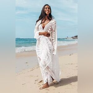 CUPSHE Kimono White LARGE Cover Up Lace Long Whimsical Fairy Feminine Beach